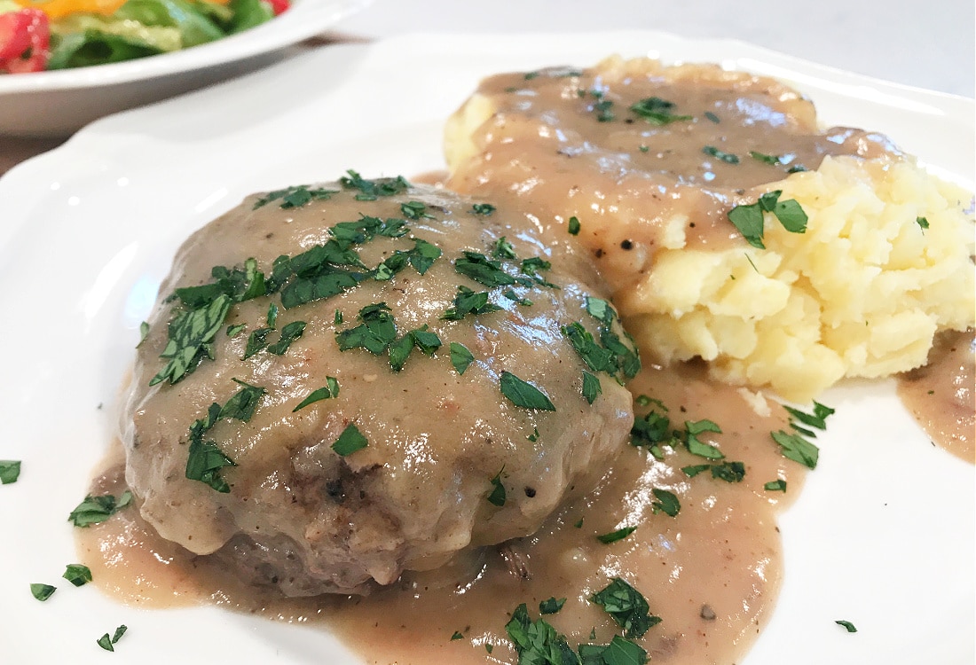 Frugal Winter Comfort Food: Hamburger Steaks with Mashed Potatoes and Gravy